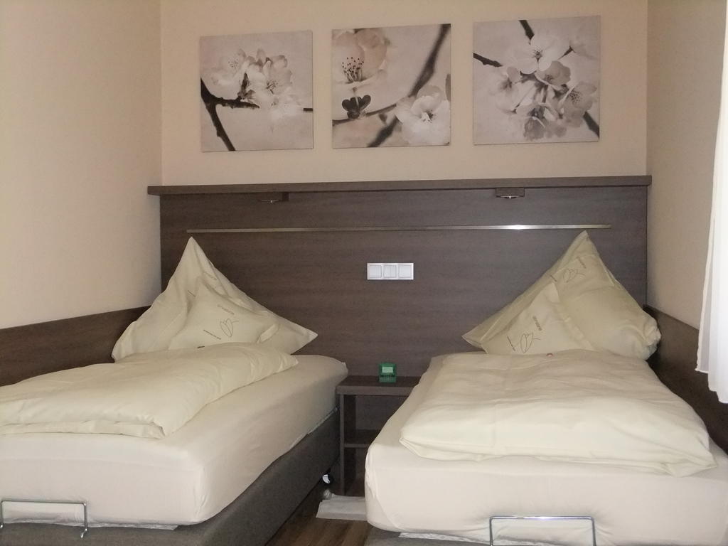 Aparthotel Christine Bad Füssing Zimmer foto